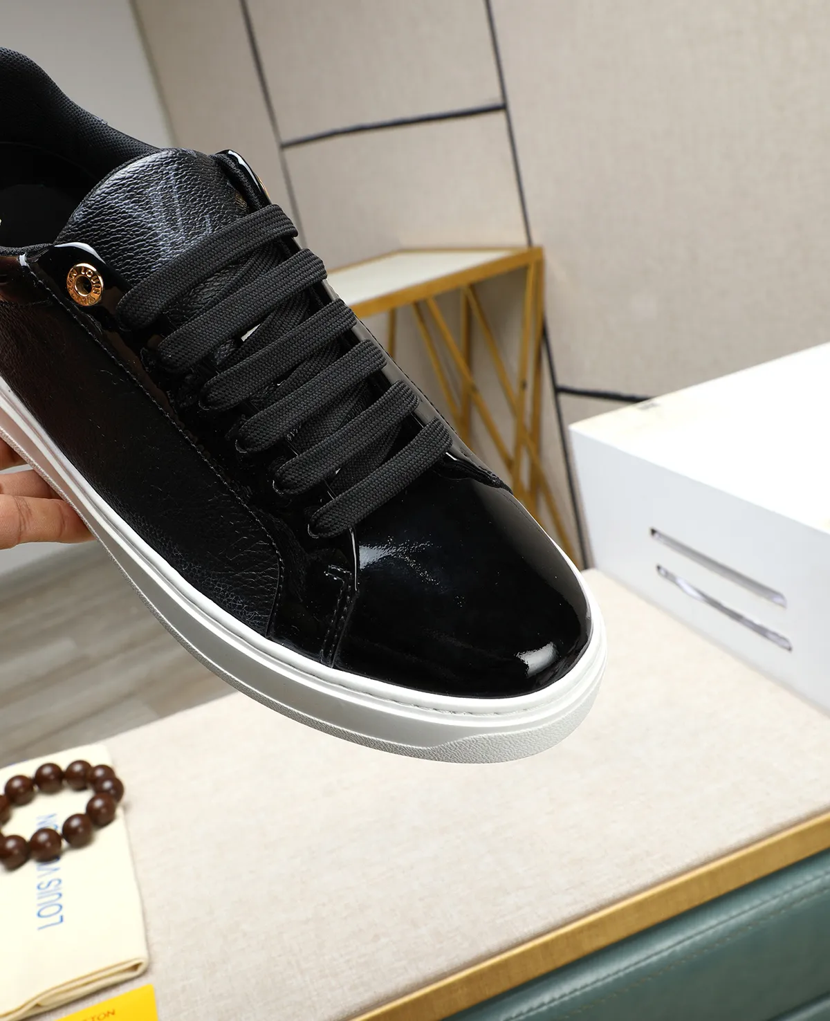 Men's men's shoes 💰540 📛📛(Niuli) high-end [LOUIS VUITTON] Louis Vuitton official website synchronized new products 👟Milan fashion catwalk style 🇰🇾🇰🇾LV family logo, celebrity style, a must-have for fashionistas ⚠️Top-layer calfskin ➕Cow leather lining ➕Mesh lining Official website original special outsole👞Number 38-44